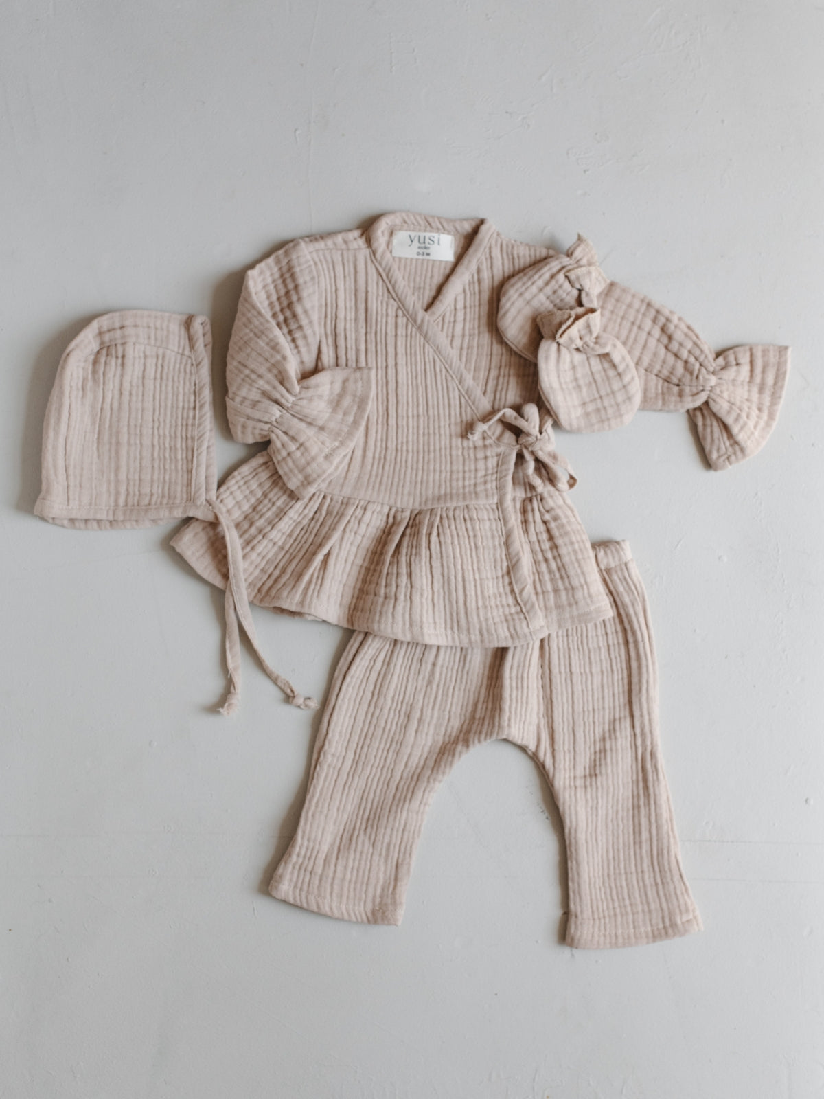 Muslin Newborn Ruffle Kimono Set