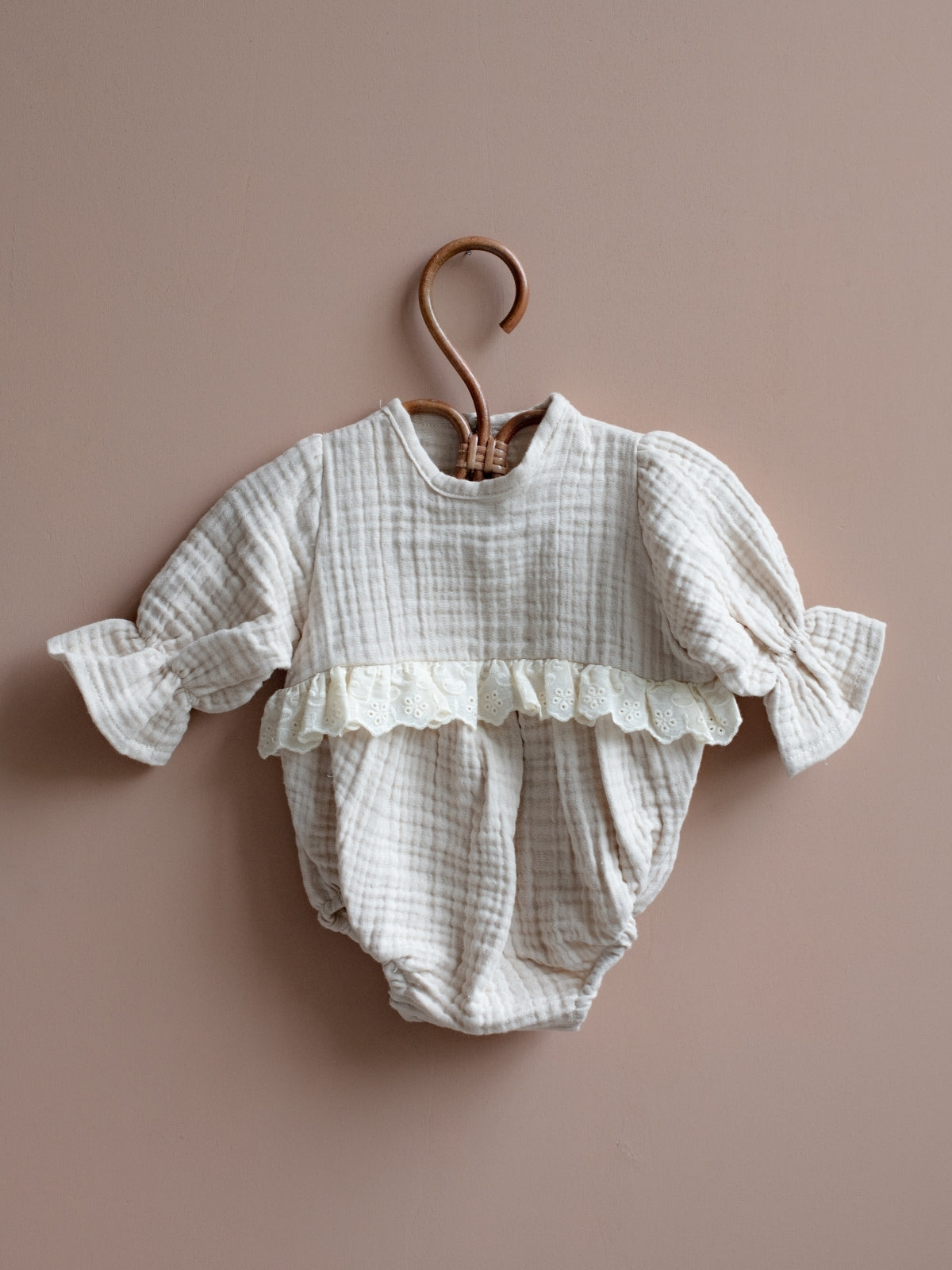 Muslin Romper With Lace Detail and Hat