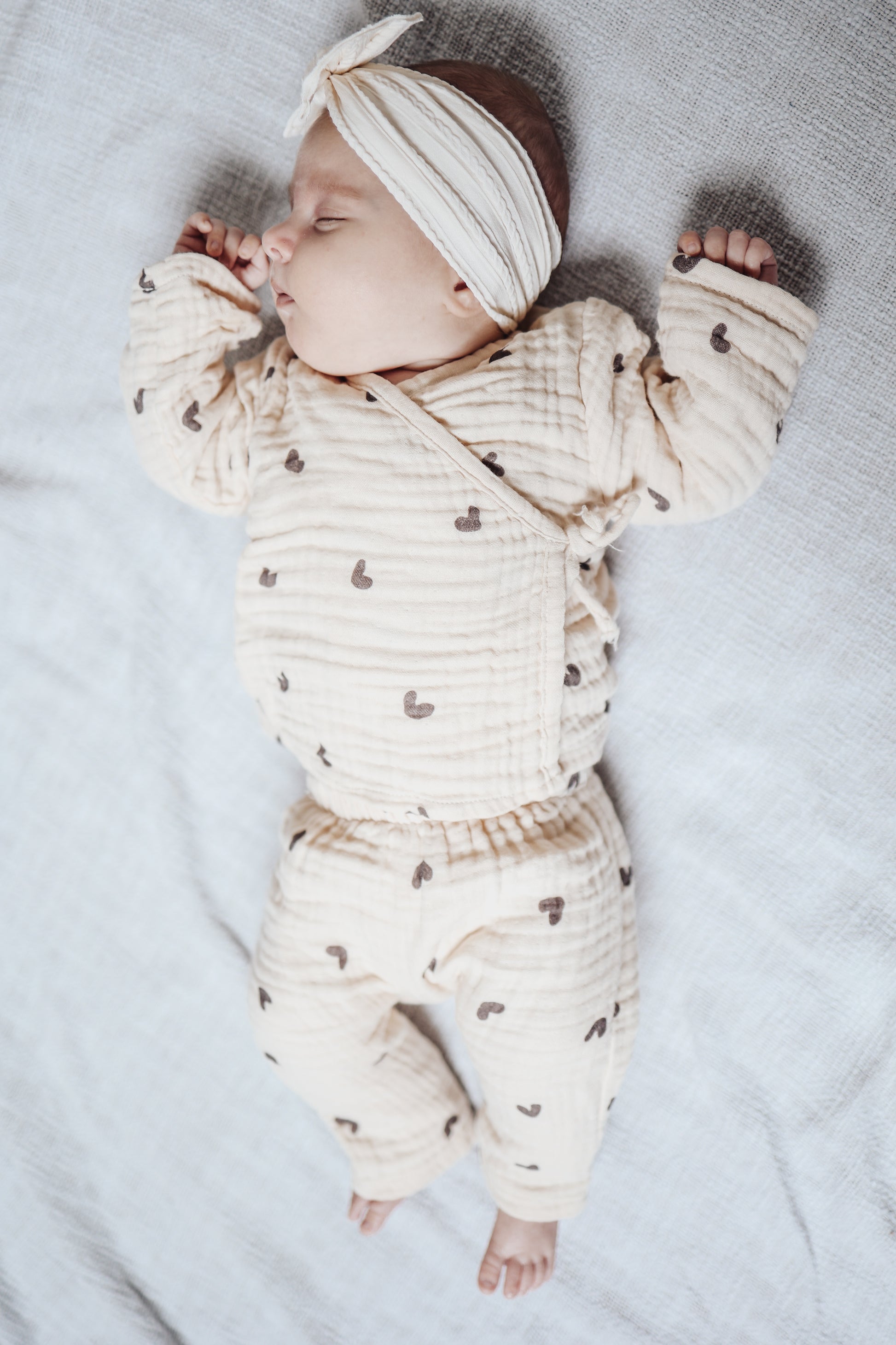 Tiny Hearts Baby Newborn Set
